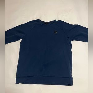 X-Large Under Armour crew next